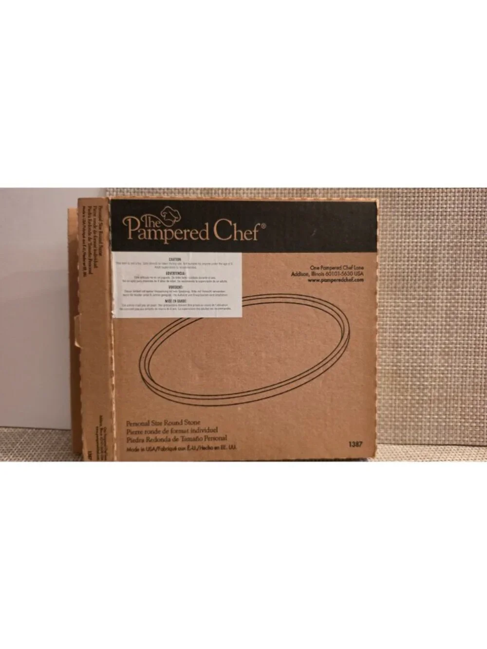 NEW! PAMPERED CHEF PERSONAL SIZE ROUND BAKING STONE MADE IN USA! 1387 1162